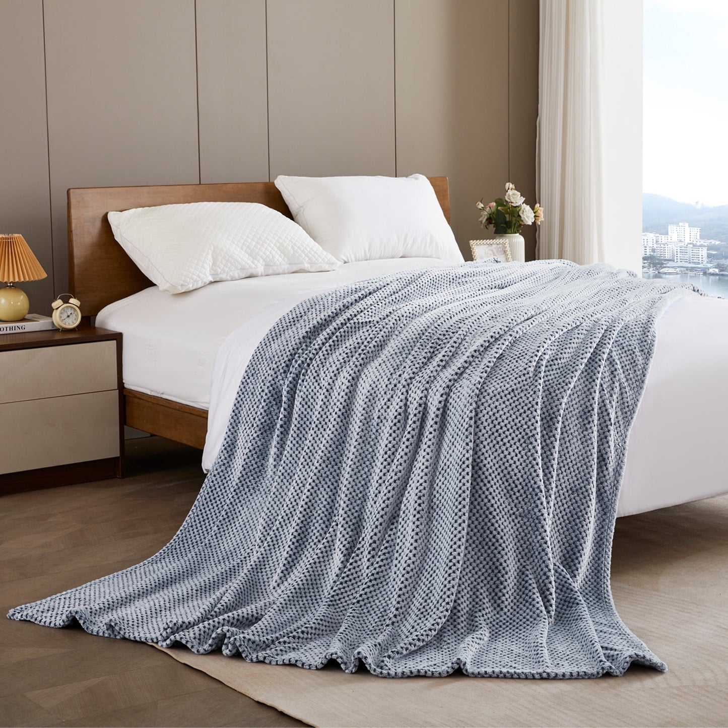 Exclusivo Mezcla Waffle Textured Soft Fleece Blanket, Queen Size Bed Blanket, Cozy Warm and Lightweight (Mixed Navy Blue, 90x90 inches)