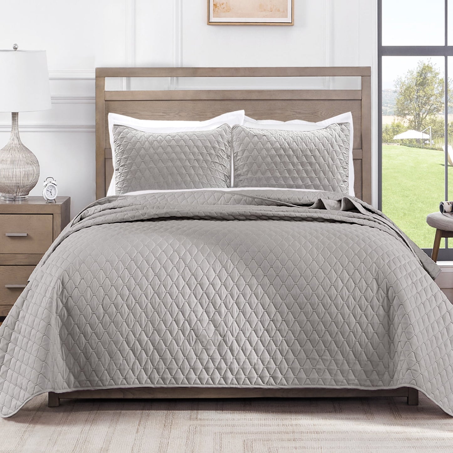 Exclusivo Mezcla Ultrasonic Reversible Twin Quilt Bedding Set with Pillow Sham, Lightweight Quilts Twin Size, Soft Bedspreads Bed Coverlets for All Seasons - (Light Grey, 68"x88")