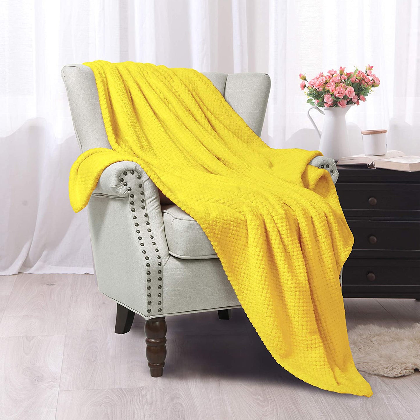 Exclusivo Mezcla Waffle Textured Extra Large Fleece Blanket, Super Soft and Warm Throw Blanket for Couch, Sofa and Bed (Vibrant Yellow, 50x70 inches)-Cozy, Fuzzy and Lightweight