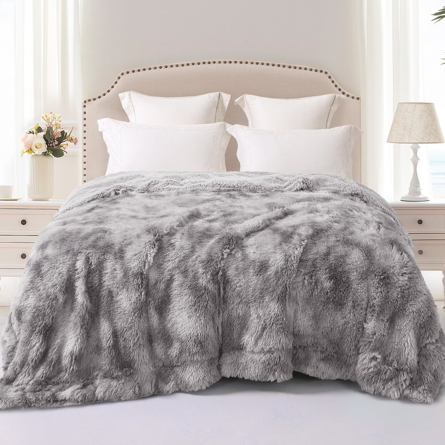 Exclusivo Mezcla King Size Faux Fur Bed Blanket, Super Soft Fuzzy and Plush Reversible Sherpa Fleece Blanket and Warm Blankets for Bed, Sofa, Travel, 90X104 inches, Dark Grey