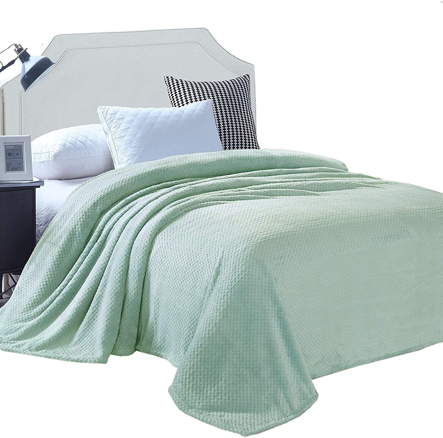 Exclusivo Mezcla Waffle Textured Soft Fleece Blanket, Twin Size Bed Blanket, Cozy Warm and Lightweight (Mint Green, 90x66 inches)
