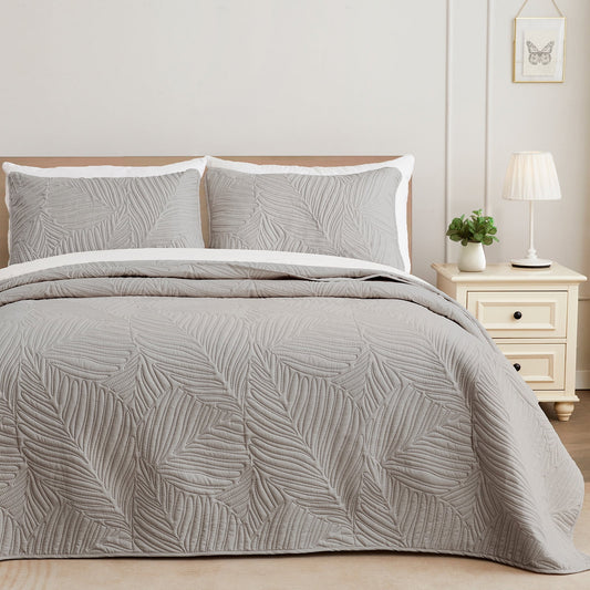 Exclusivo Mezcla Ultrasonic Twin Size Quilt Set Light Grey, 2 Pieces Lightweight Bedspread Leaf Pattern Bed Cover Soft Microfiber Coverlet Bedding Set for All Seasons