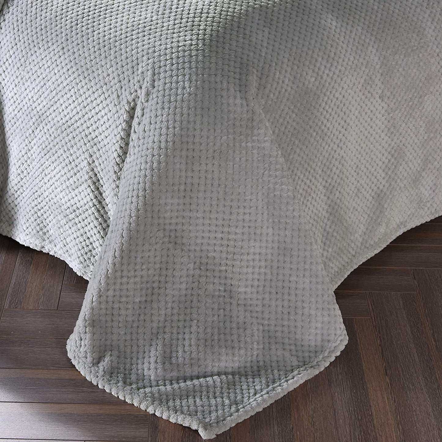 Exclusivo Mezcla Waffle Textured Soft Fleece Blanket, Twin Size Bed Blanket, Cozy Warm and Lightweight (Light Grey, 90x66 inches)