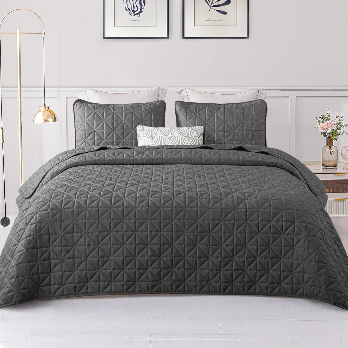 Exclusivo Mezcla Twin Quilt Bedding Set for All Seasons, Lightweight Soft Grey Quilts Twin Size Bedspreads Coverlets Bed Cover with Geometric Stitched Pattern, (1 Quilt, 1 Pillow Sham)