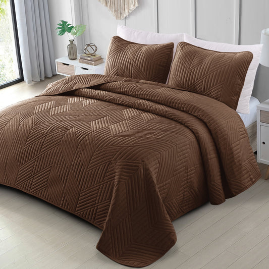 Exclusivo Mezcla Ultrasonic Twin Quilt Bedding Set, Lightweight Brown Bedspreads Soft Modern Geometric Coverlet Set for All Seasons (1 Quilt and 1 Pillow Sham)