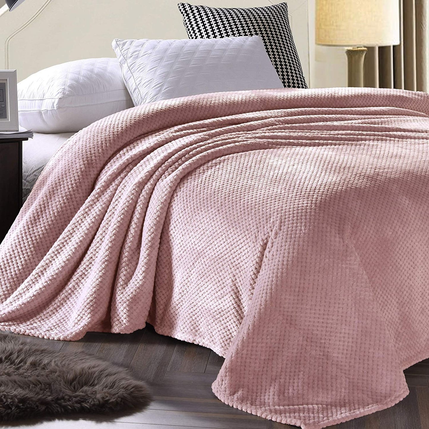 Exclusivo Mezcla Waffle Textured Soft Fleece Blanket, Queen Size Bed Blanket, Cozy Warm and Lightweight (Dusty Pink, 90x90 inches)