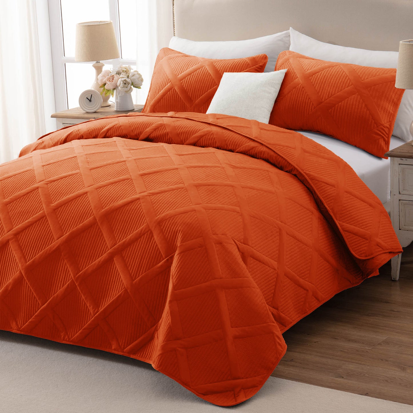 Exclusivo Mezcla 2 Pieces Ultrasonic Twin/ Twin XL Quilt Set, Lightweight Bedspreads Modern Striped Coverlet Set, Burnt Orange