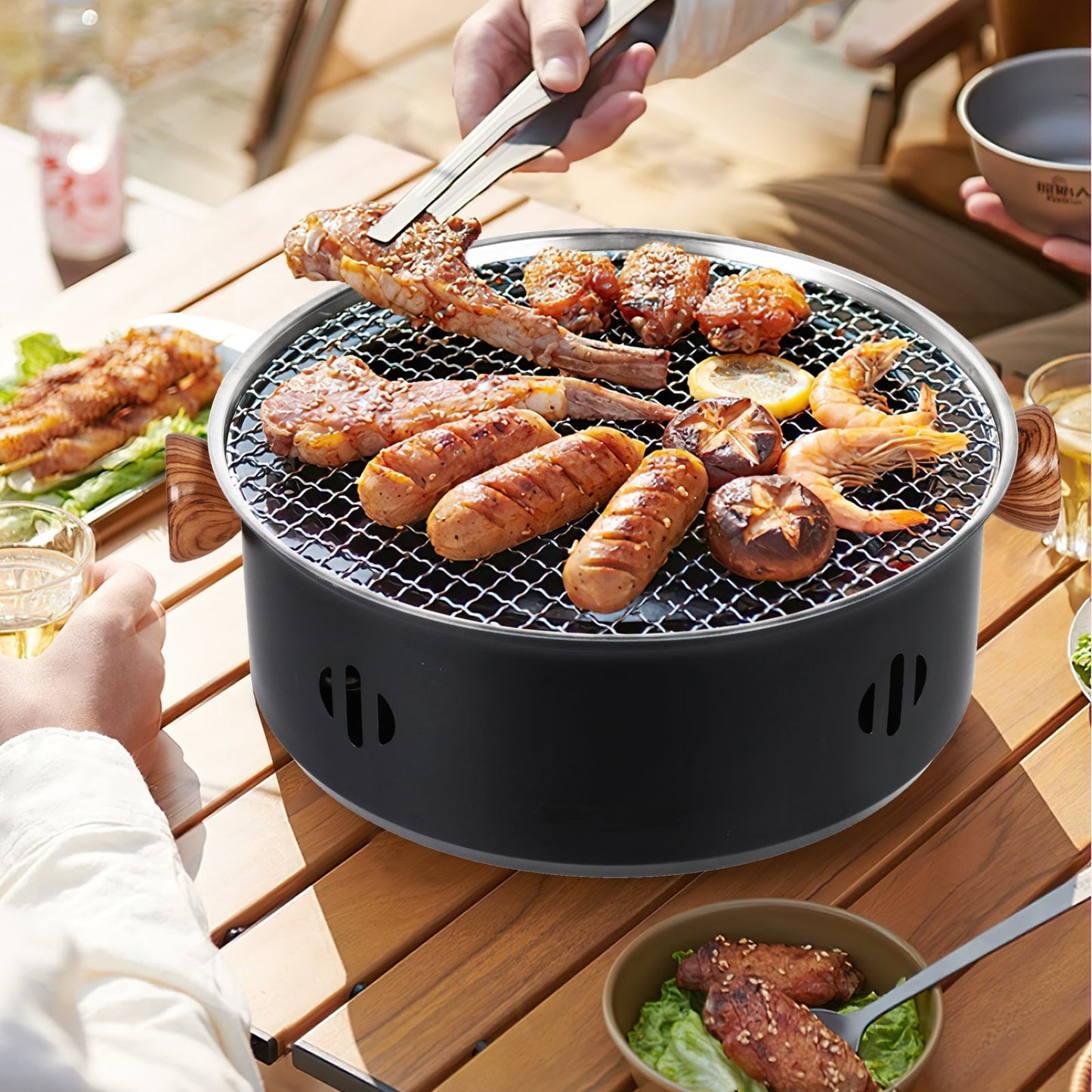 Exclusivo Mezcla 12.5-Inch Charcoal BBQ Grill, Portable Small Camping Grill, Tabletop Korean Barbecue Grill for Home Party and Outdoor Backyard Cooking, Black
