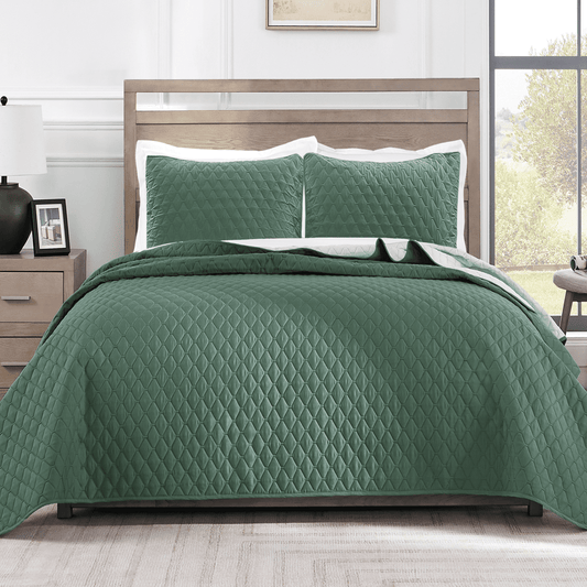 Exclusivo Mezcla Ultrasonic Twin Quilt Bedding Set with Pillow Sham, Lightweight Quilts Twin Size, Soft Bedspreads Bed Coverlets for All Seasons - (Dark Green, 68"x88")