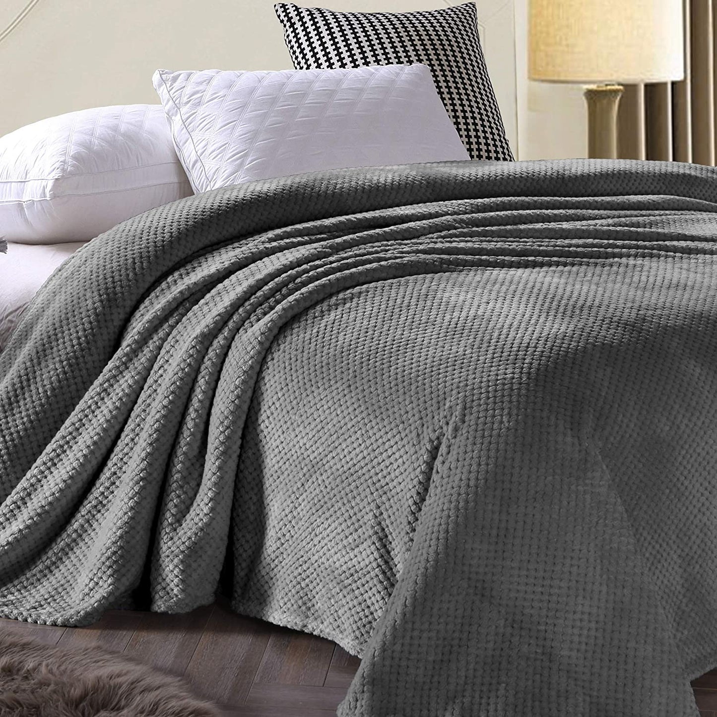 Exclusivo Mezcla Waffle Textured Soft Fleece Blanket, King Size Bed Blanket, Cozy Warm and Lightweight (Dark Grey, 90x104 inches)