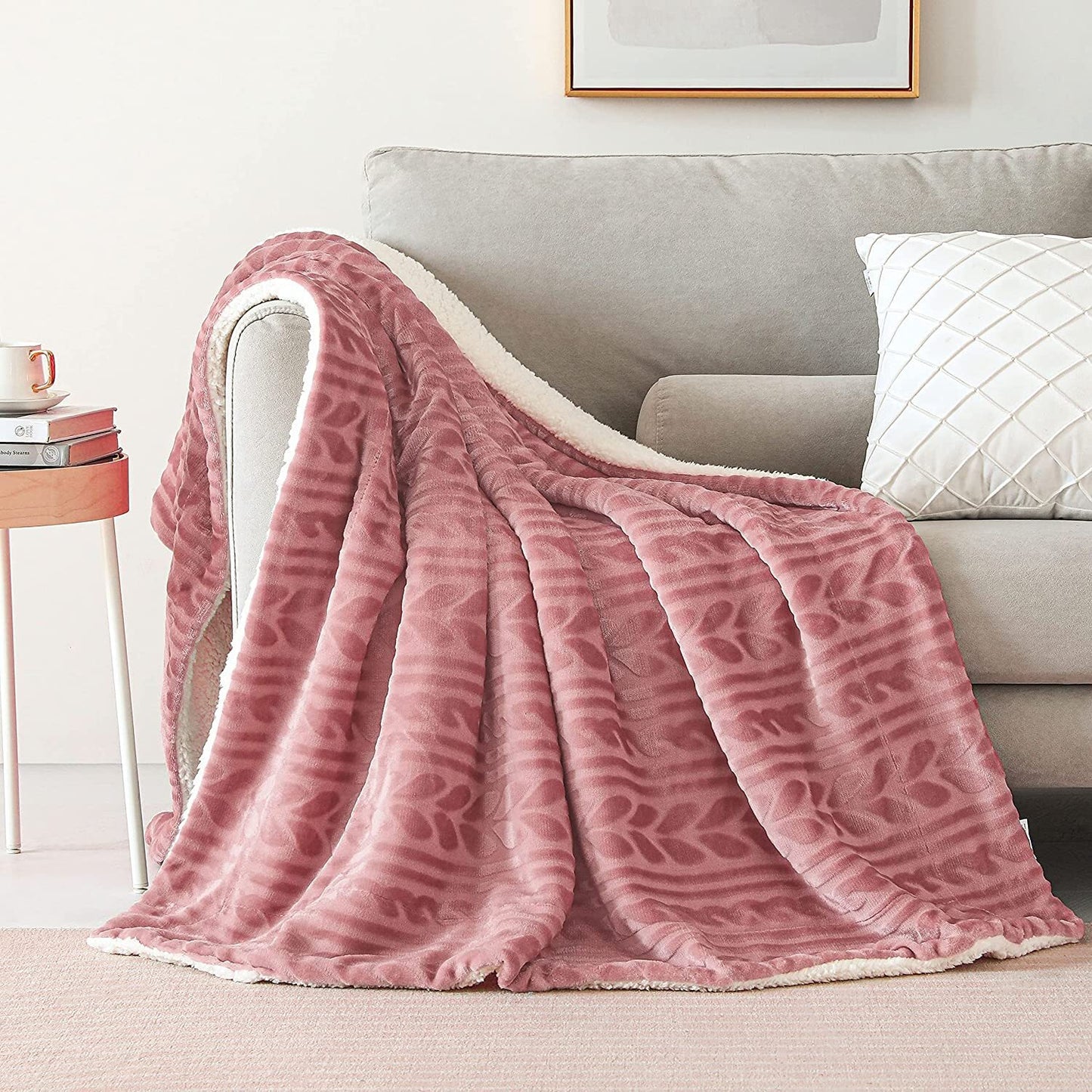 Exclusivo Mezcla 50"x70" Sherpa Fleece Throw Blanket, Reversible Velvet Plush Blankets and Soft Throws for Couch, Sofa, Bed, Super Cozy Thick and Warm, Dusty Pink