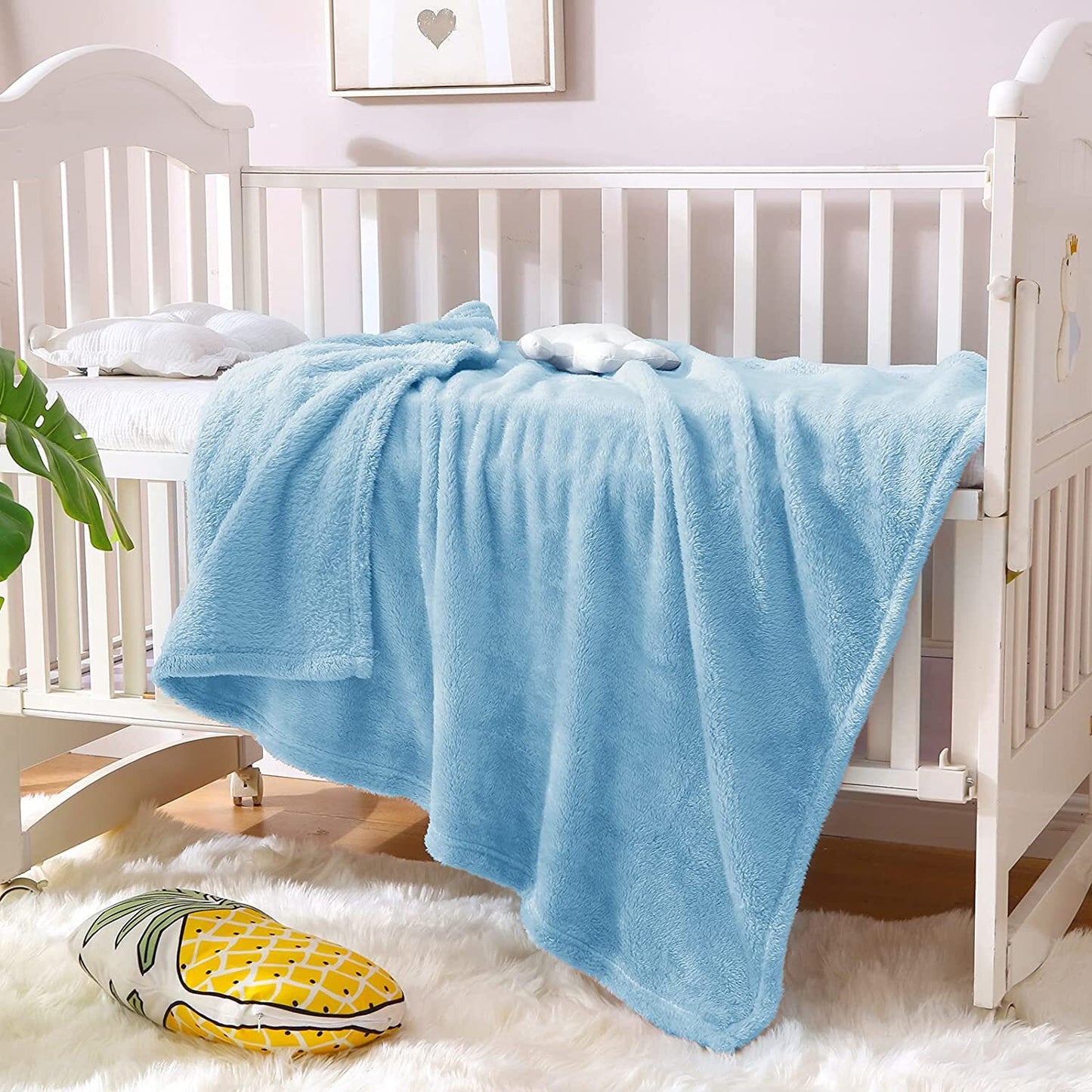 Exclusivo Mezcla Plush Baby Blanket, Soft and Warm Swaddle Throw Blanket, Infant, Newborn, Toddler and Kids Receiving Fleece Blankets for Crib Stroller (40x50 inches, Baby Blue)